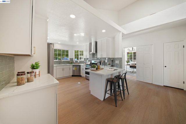 41519 Erma, Fremont, CA 94539