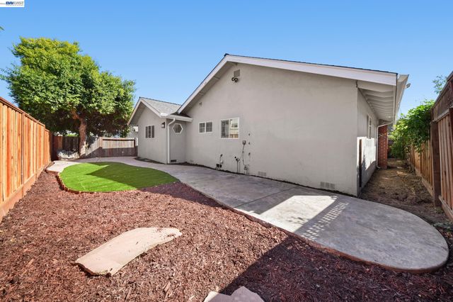 41519 Erma, Fremont, CA 94539