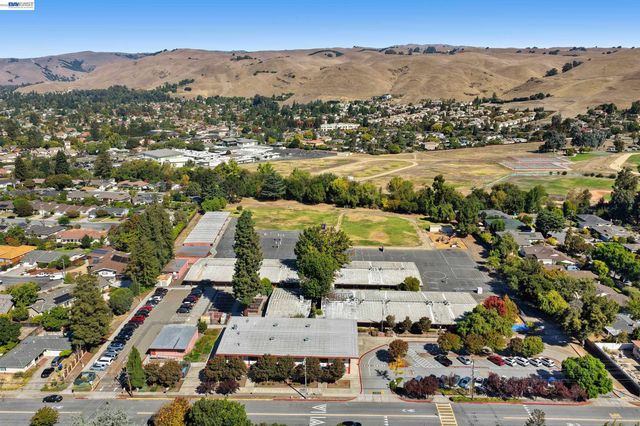 41519 Erma, Fremont, CA 94539
