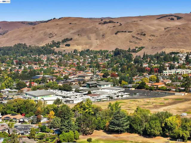41519 Erma, Fremont, CA 94539