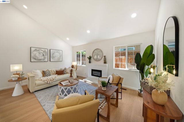 41519 Erma, Fremont, CA 94539