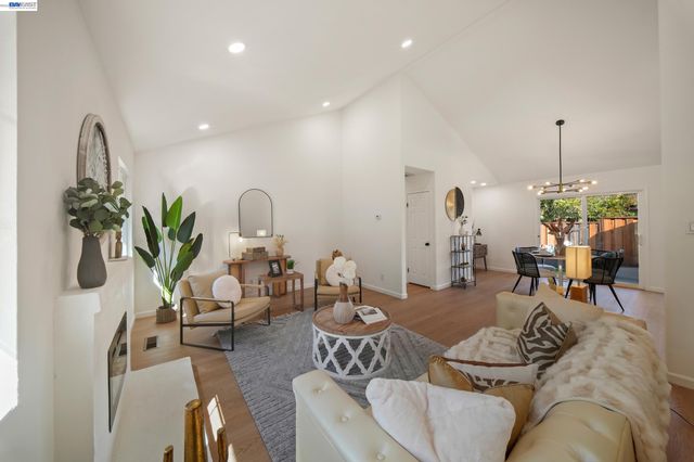 41519 Erma, Fremont, CA 94539