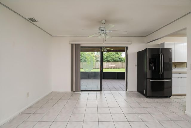 242 NW Lincoln Avenue, Port St Lucie, FL 34983