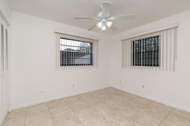 242 NW Lincoln Avenue, Port St Lucie, FL 34983