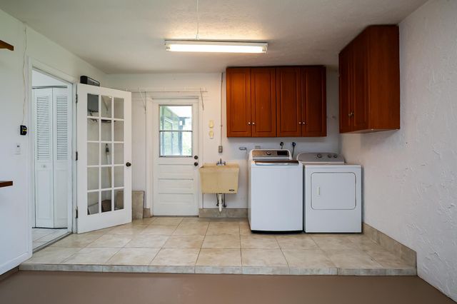 242 NW Lincoln Avenue, Port St Lucie, FL 34983