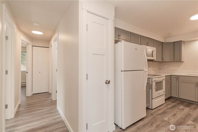 17520 6th Ave Ct E, Spanaway, WA 98387
