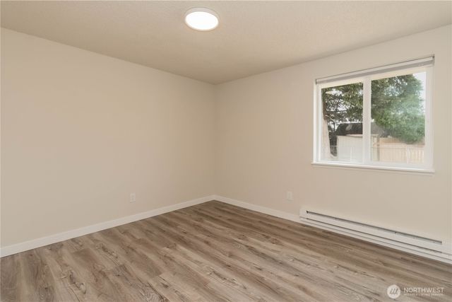 17520 6th Ave Ct E, Spanaway, WA 98387