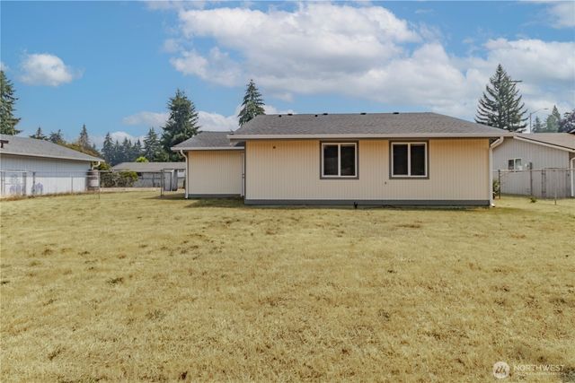17520 6th Ave Ct E, Spanaway, WA 98387