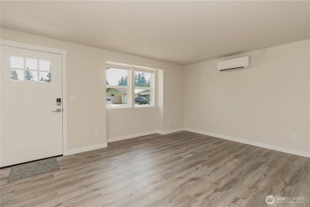 17520 6th Ave Ct E, Spanaway, WA 98387