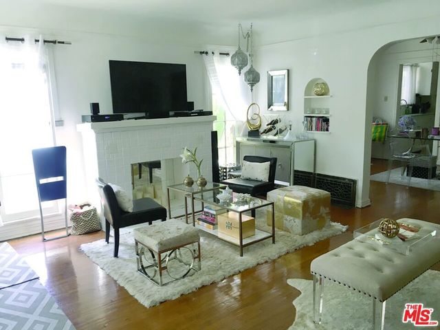 1143 Poinsettia Drive, West Hollywood, CA 90046