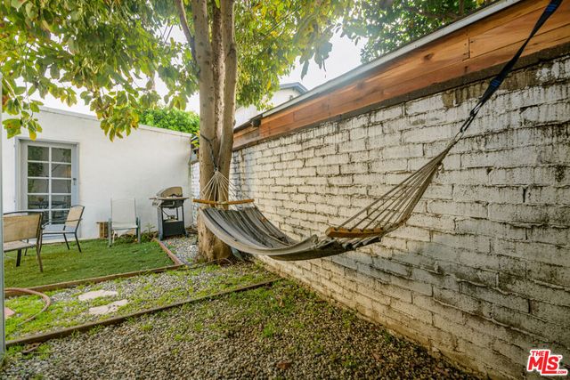 1143 Poinsettia Drive, West Hollywood, CA 90046