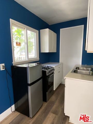 1143 Poinsettia Drive, West Hollywood, CA 90046