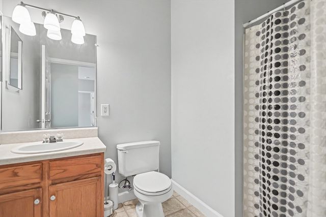 19 Hampshire Road 205, Methuen, MA 01844