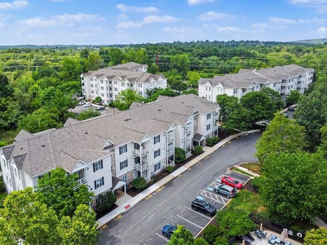 19 Hampshire Road 205, Methuen, MA 01844