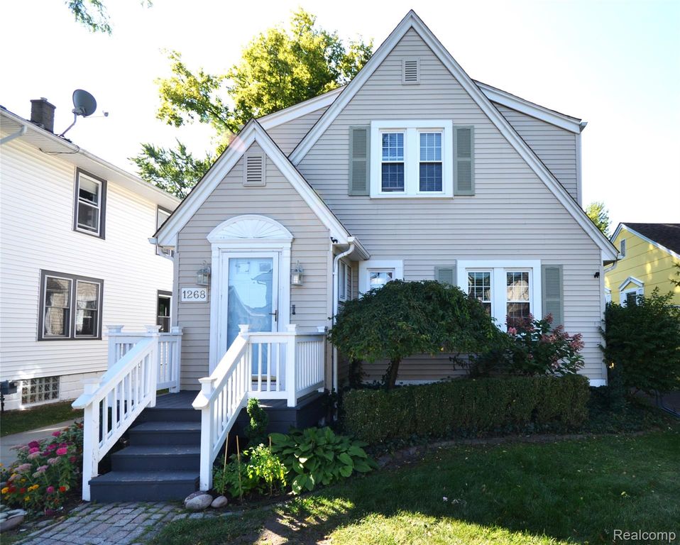 1268 Davis Avenue, Birmingham, MI 48009