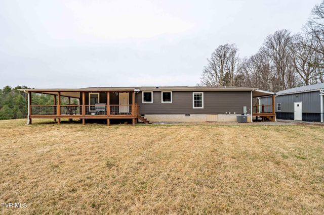 3146 Divide Road, Mountain City, TN 37683