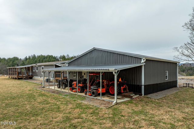 3146 Divide Road, Mountain City, TN 37683