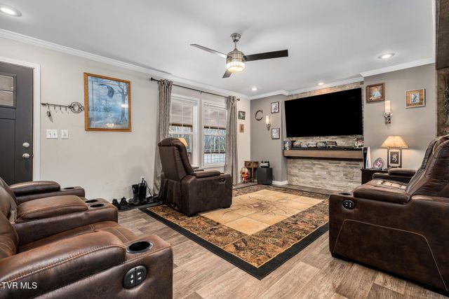 3146 Divide Road, Mountain City, TN 37683