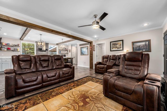 3146 Divide Road, Mountain City, TN 37683