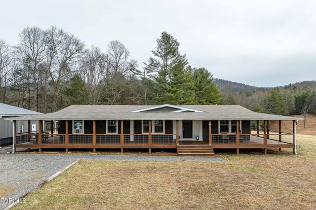 3146 Divide Road, Mountain City, TN 37683
