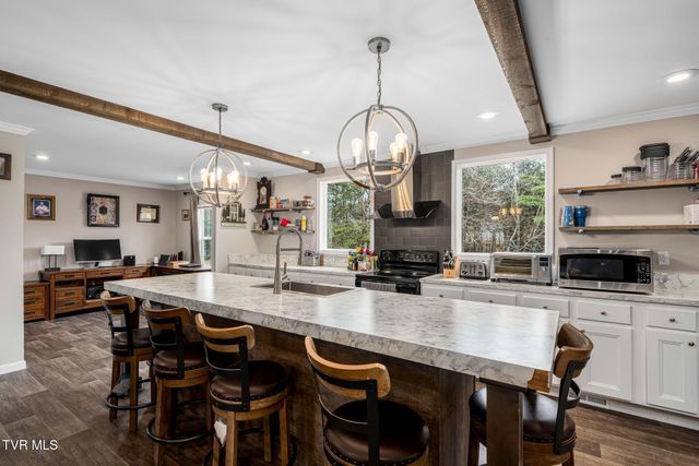 3146 Divide Road, Mountain City, TN 37683