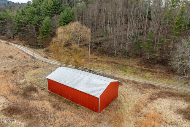 3146 Divide Road, Mountain City, TN 37683