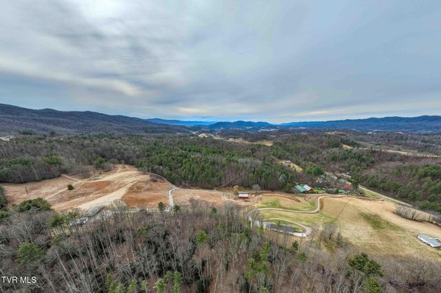 3146 Divide Road, Mountain City, TN 37683