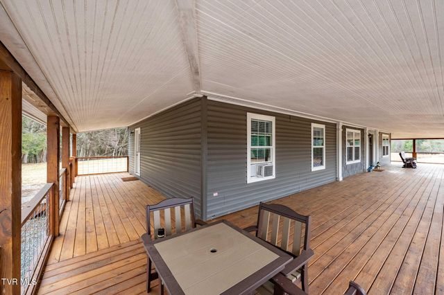 3146 Divide Road, Mountain City, TN 37683