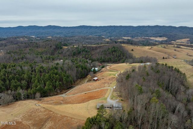 3146 Divide Road, Mountain City, TN 37683