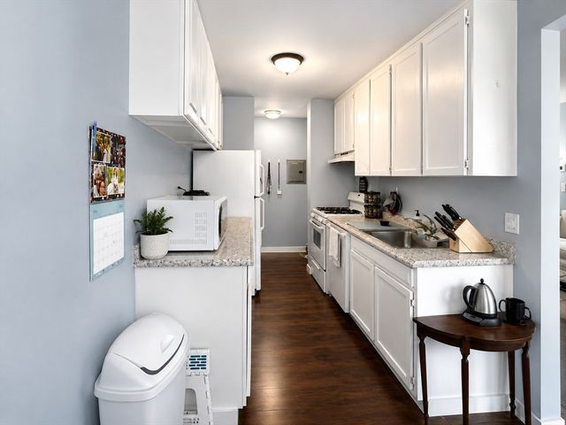 30 Shrewsbury Green J, Shrewsbury, MA 01545