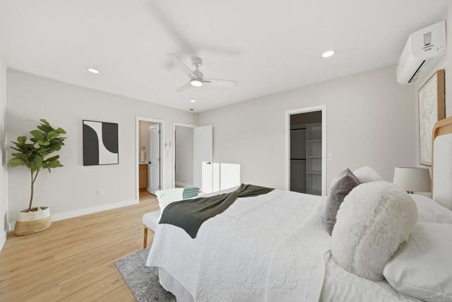 4665 67 E Thorn St, San Diego, CA 92105