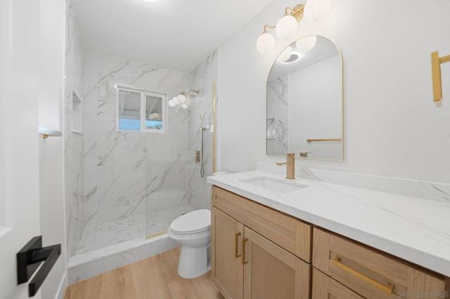 4665 67 E Thorn St, San Diego, CA 92105