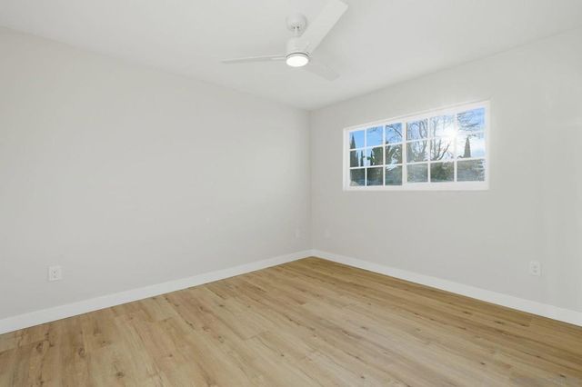 4665 67 E Thorn St, San Diego, CA 92105