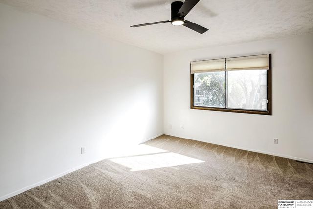 7708 S 87th Street, La Vista, NE 68128