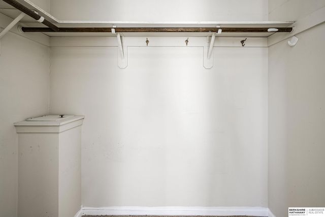 7708 S 87th Street, La Vista, NE 68128