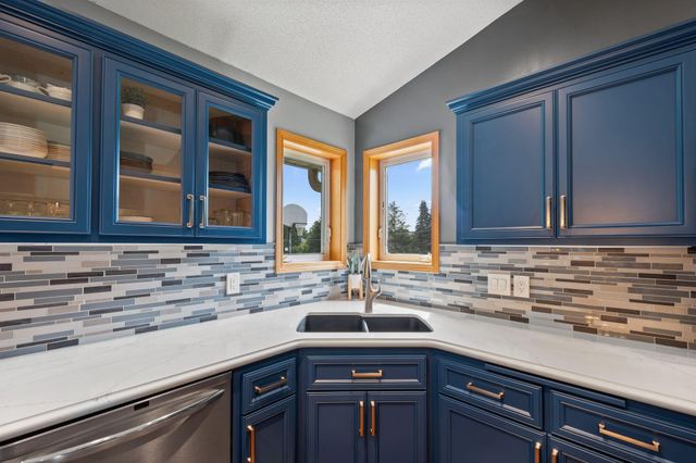 6501 Fawn Lane, Lino Lakes, MN 55014