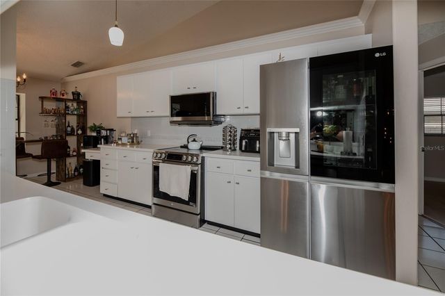 4190 ARROW AVENUE, Sarasota, FL 34232