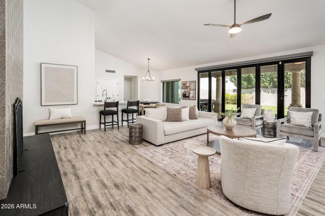 5402 E CHOLLA Street, Scottsdale, AZ 85254