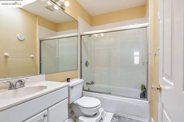 85 Linda Ave, Oakland, CA 94611