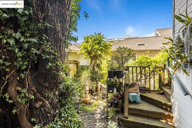 85 Linda Ave, Oakland, CA 94611