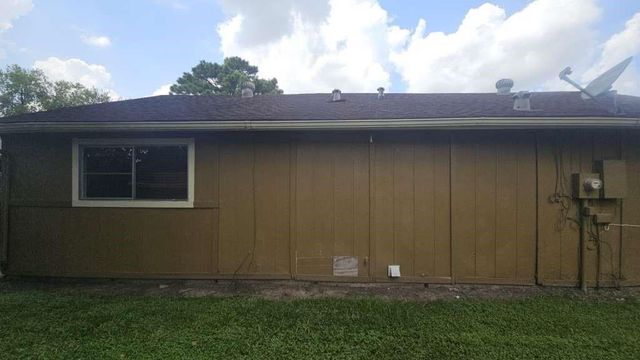 8710 Parkway Forest Drive, Houston, TX 77044