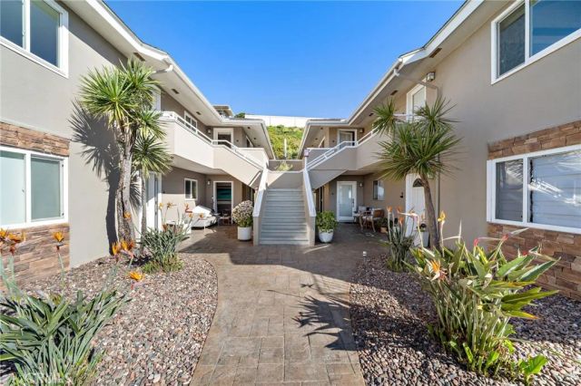 21711 Wesley D, Laguna Beach, CA 92651