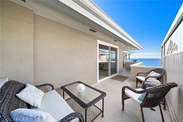 21711 Wesley D, Laguna Beach, CA 92651