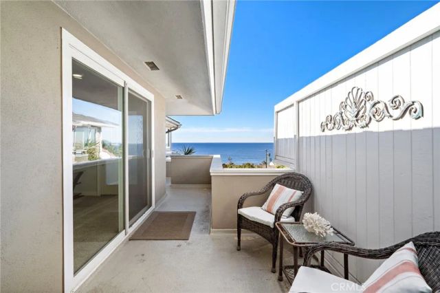 21711 Wesley D, Laguna Beach, CA 92651