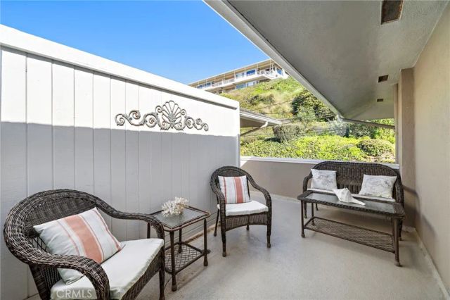 21711 Wesley D, Laguna Beach, CA 92651