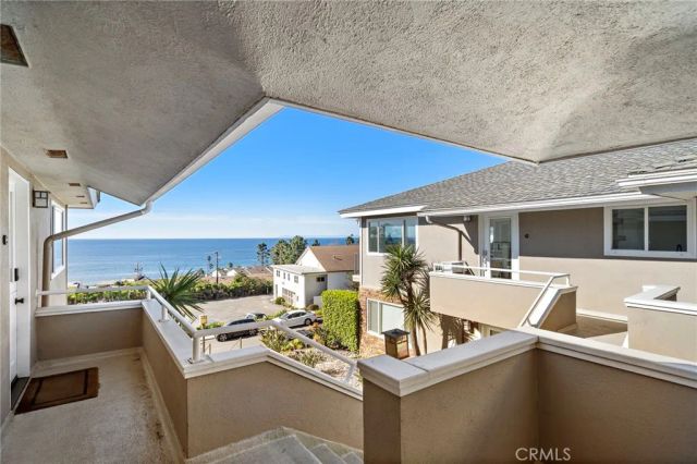 21711 Wesley D, Laguna Beach, CA 92651