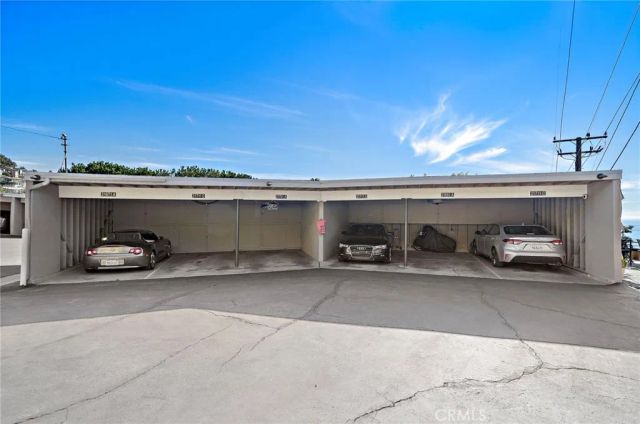 21711 Wesley D, Laguna Beach, CA 92651