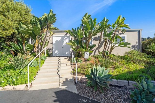 21711 Wesley D, Laguna Beach, CA 92651