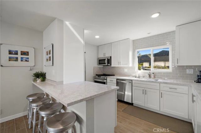 21711 Wesley D, Laguna Beach, CA 92651