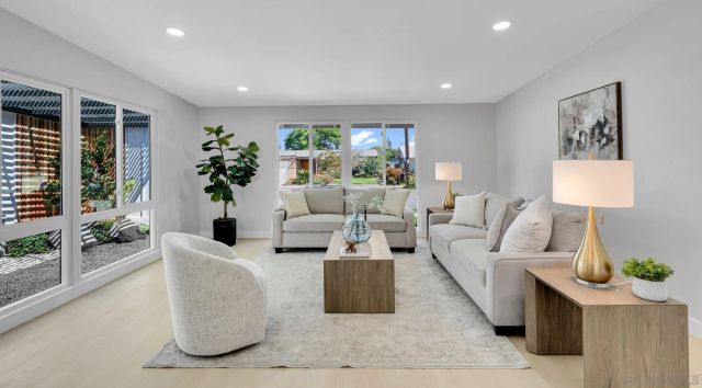 3418 Angwin Dr, San Diego, CA 92123